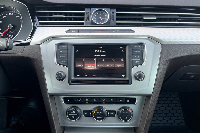 Volkswagen Passat B8, Бензин, 1.8, Робот, Передний привод, Седан - 13