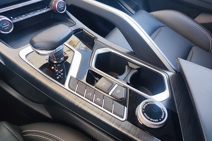 Geely Tugella, Бензин, 2.0, Автомат, Полный привод, Внедорожник - 18