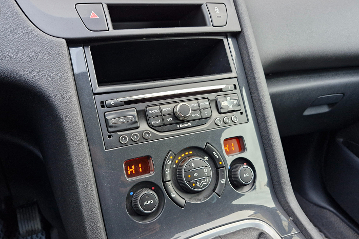 Peugeot 5008, Дизель, 1.6, Механическая, Передний привод, Минивэн - 22