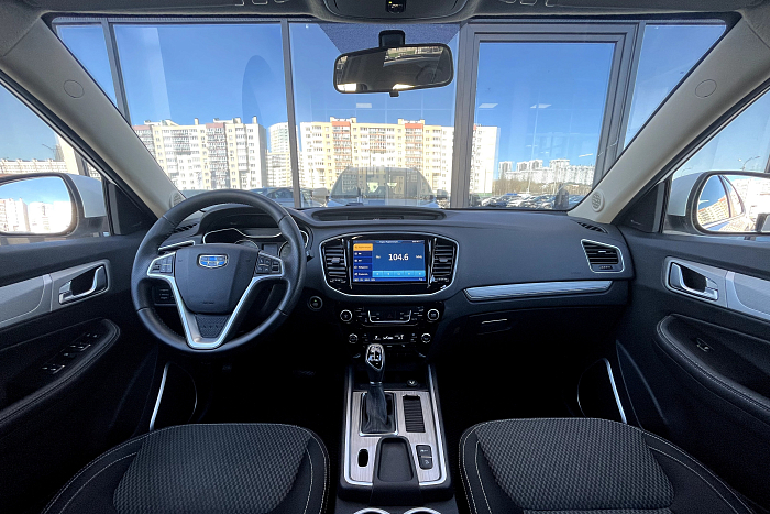 Geely Emgrand X7, Бензин, 2.0, Автомат, Передний привод, Внедорожник - 6