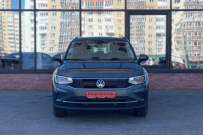 Volkswagen Tiguan, Бензин, 1.4, Робот, Передний привод, Кроссовер - 1