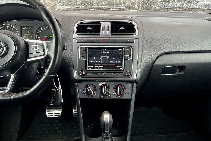 Volkswagen Polo Sedan, Бензин, 1.6, Автомат, Передний привод, Седан - 13