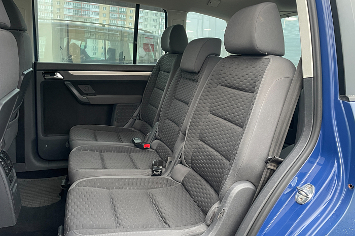 Volkswagen  Touran, Дизель, 1.9, Механическая, Передний привод, Минивэн - 13