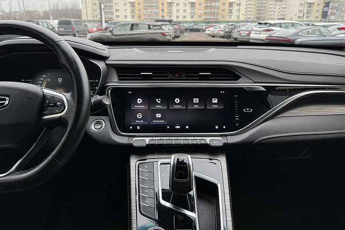 Geely Atlas Pro, Бензин, 1.5, Робот, Полный привод, Внедорожник - 13