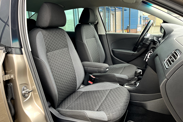 Volkswagen Polo Sedan, Бензин, 1.6, Автомат, Передний привод, Седан - 9