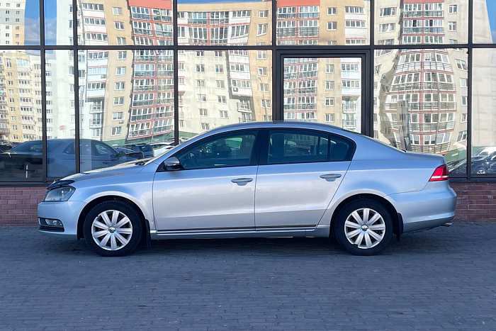 Volkswagen Passat, Бензин, 1.8, Механическая, Передний привод, Седан - 3