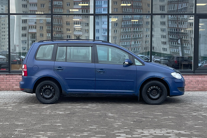 Volkswagen  Touran, Дизель, 1.9, Механическая, Передний привод, Минивэн - 4