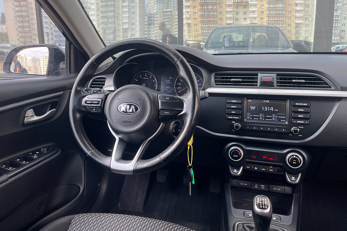 Kia  Rio, Бензин, 1.6, Механическая, Передний привод, Седан - 9