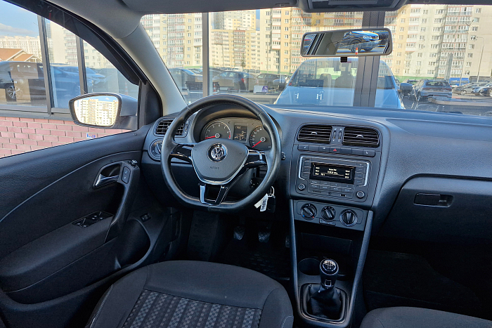 Volkswagen Polo Sedan, Бензин, 1.6, Механическая, Передний привод, Седан - 9