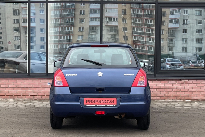 Suzuki Swift, Бензин, 1.3, Механическая, Передний привод, Хэтчбек - 6