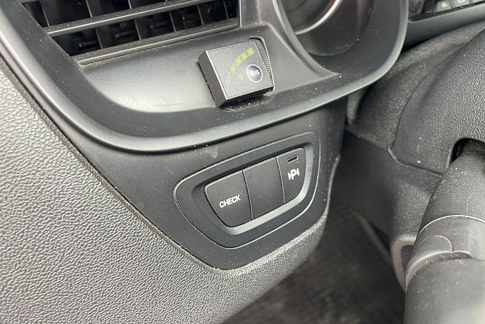 Citroen C5, Газ-бензин, 1.8, Механическая, Передний привод, Универсал - 20