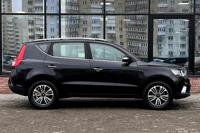 Geely Emgrand X7, Бензин, 2.0, Автомат, Передний привод, Внедорожник - 2