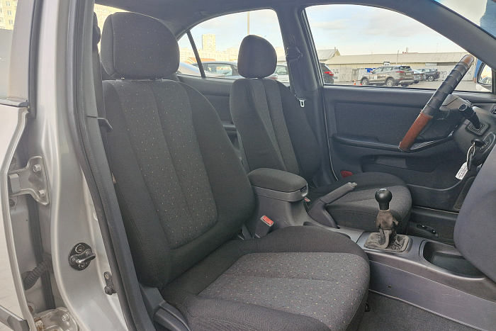 Hyundai Elantra, Дизель, 2.0, Механическая, Передний привод, Седан - 11