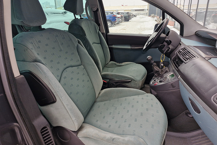 Peugeot 807, Дизель, 2.2, Механическая, Передний привод, Минивэн - 12