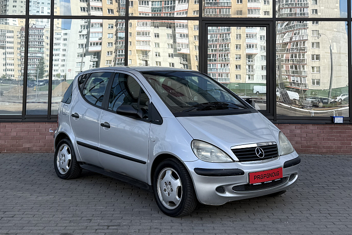Mercedes-Benz w168, Бензин, 1.4, Механическая, Передний привод, Хэтчбек - 2