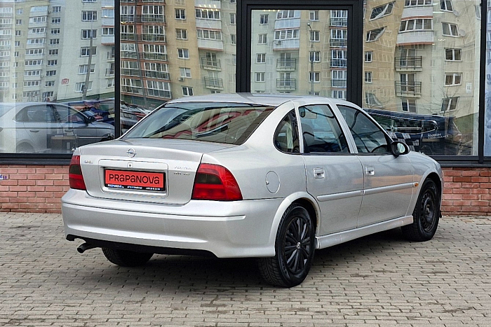 Opel Vectra, Дизель, 2.0, Механическая, Передний привод, Седан - 5