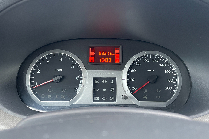 Lada Largus, Бензин, 1.6, Механическая, Передний привод, Универсал - 14