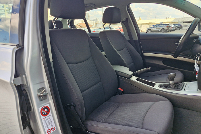 BMW 318 , Дизель, 2.0, Механическая, Задний привод, Седан - 11