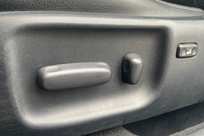 Toyota Avensis, Бензин, 2.0, Вариатор, Передний привод, Седан - 23