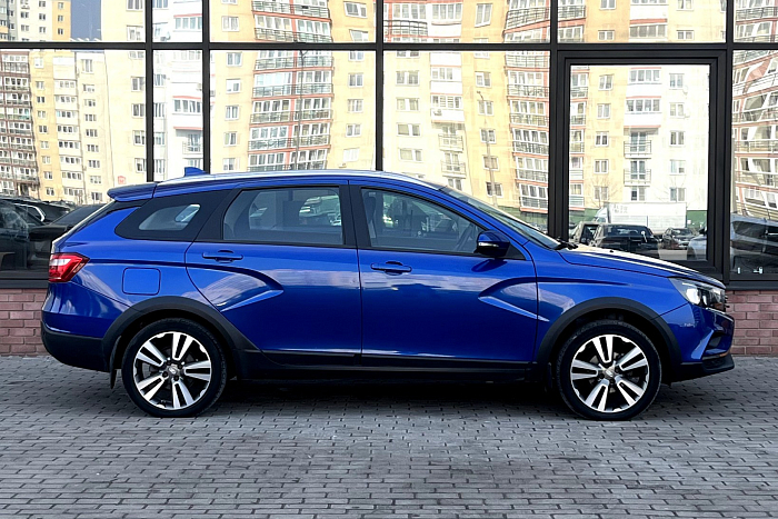 Lada Vesta Cross, Бензин, 1.6, Механическая, Передний привод, Универсал - 2