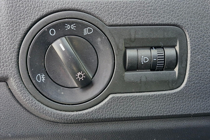 Volkswagen Polo Sedan, Бензин, 1.6, Механическая, Передний привод, Седан - 15