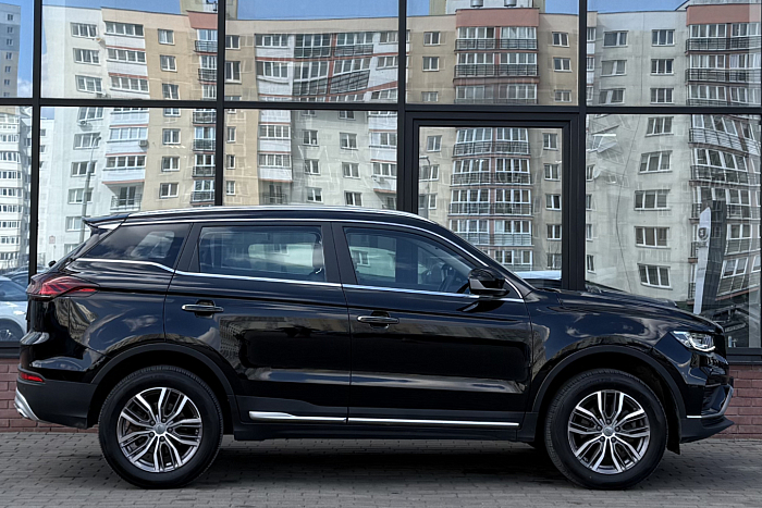 Geely Atlas Pro, Бензин, 1.5, Автомат, Передний привод, Внедорожник - 3