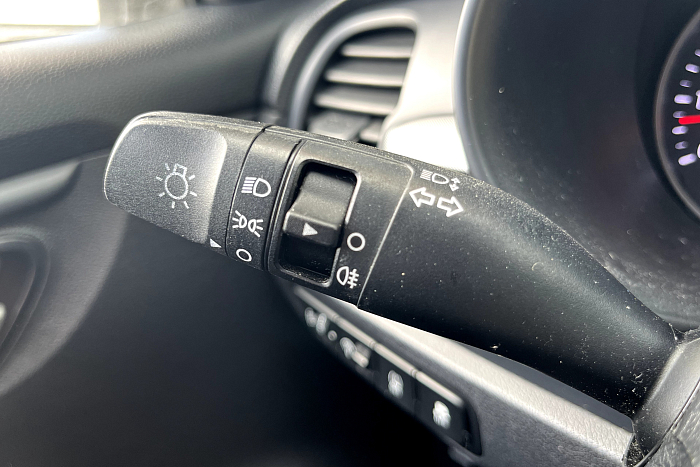 Kia Rio X-line, Бензин, 1.6, Автомат, Передний привод, Хэтчбек - 16