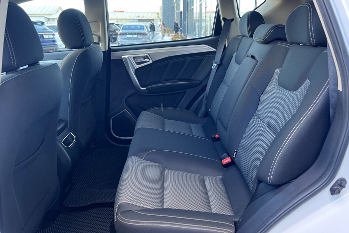 Geely Emgrand X7, Бензин, 2.0, Автомат, Передний привод, Внедорожник - 11