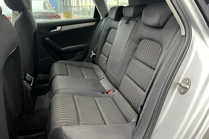 Audi A4, Бензин, 1.8, Вариатор, Передний привод, Универсал - 11