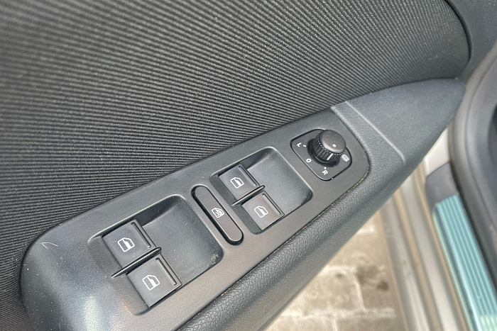 Skoda Superb, Бензин, 1.8, Механическая, Передний привод, Лифтбэк - 19