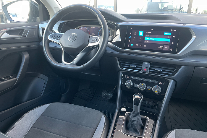 Volkswagen  Taos, Бензин, 1.4, Автомат, Передний привод, Внедорожник - 9