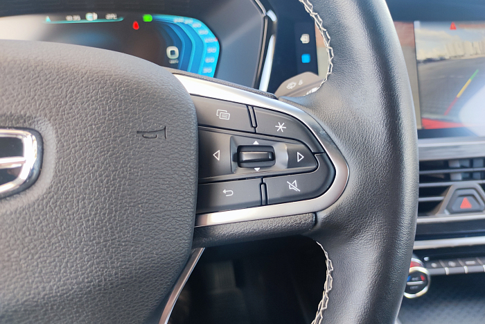 Geely Tugella, Бензин, 2.0, Автомат, Полный привод, Внедорожник - 21
