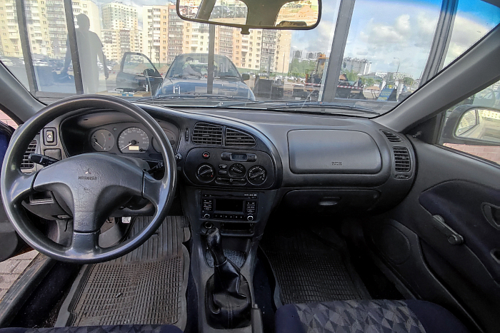Mitsubishi Colt, Бензин, 1.3, Механическая, Передний привод, Хэтчбек - 7