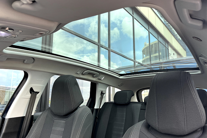 Peugeot 308, Дизель, 1.6, Механическая, Передний привод, Универсал - 16