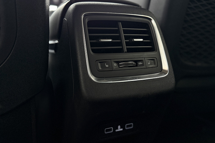 Geely Atlas Pro, Бензин, 1.5, Робот, Полный привод, Внедорожник - 20