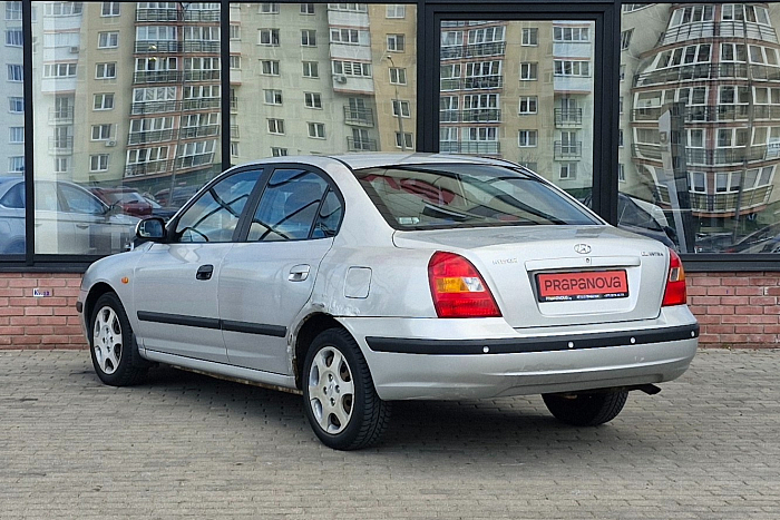 Hyundai Elantra, Дизель, 2.0, Механическая, Передний привод, Седан - 3