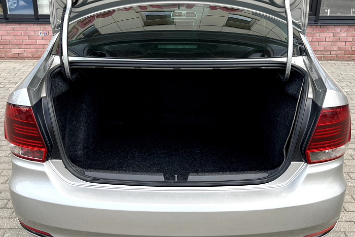 Volkswagen Polo Sedan, Бензин, 1.6, Автомат, Передний привод, Седан - 22