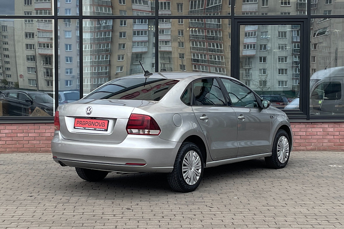 Volkswagen  Polo, Бензин, 1.6, Автомат, Передний привод, Седан - 5