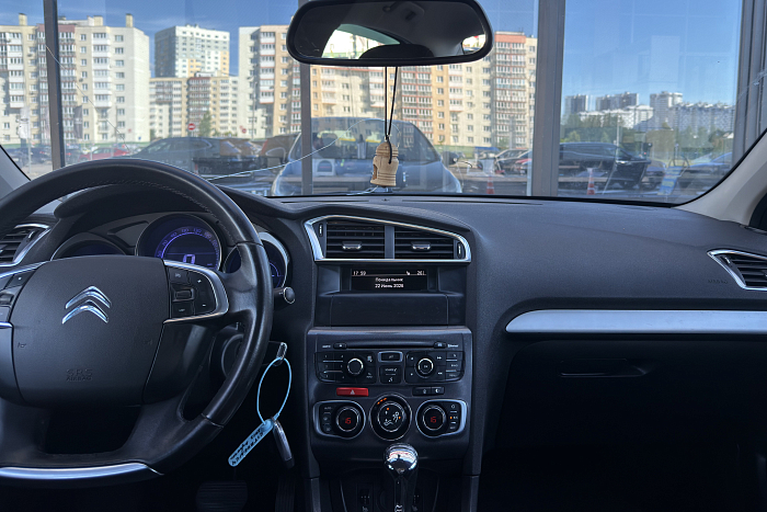Citroen C4, Бензин, 1.6, Автомат, Передний привод, Седан - 21