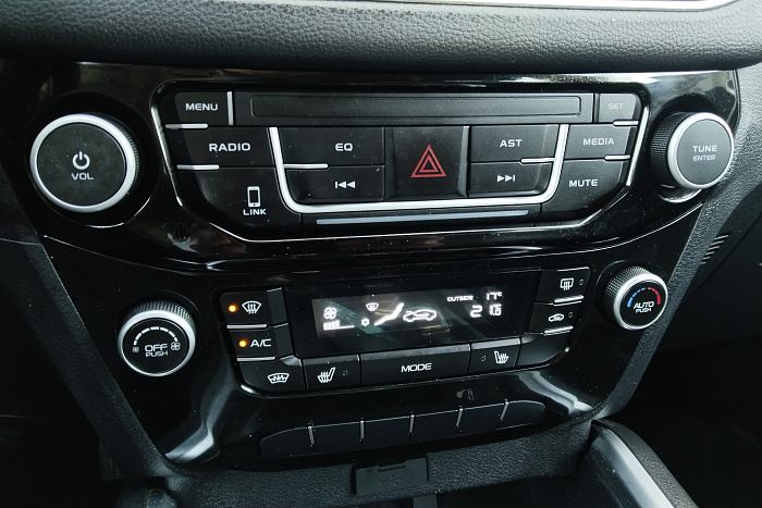 Geely Emgrand X7, Бензин, 2.0, Автомат, Передний привод, Внедорожник - 16