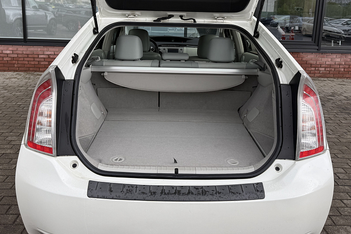 Toyota Prius, Бензин, 1.8, Вариатор, Передний привод, Хэтчбек - 22