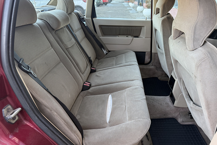 Volvo 850, Бензин, 2.5, Автомат, Передний привод, Седан - 13