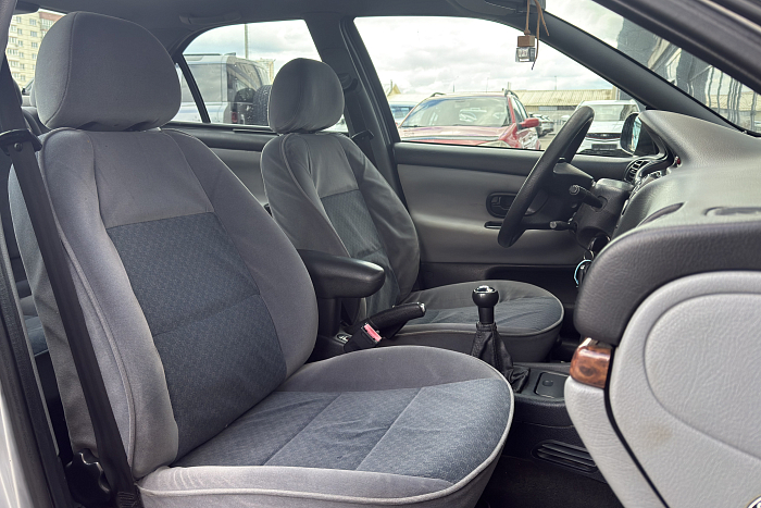 Peugeot 406, Бензин, 1.8, Механическая, Передний привод, Седан - 12