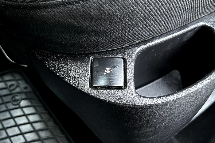 Peugeot 307, Бензин, 1.6, Механическая, Передний привод, Универсал - 16