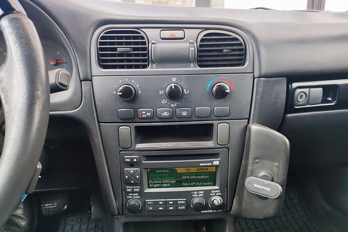 Volvo V40, Бензин, 2.0, Автомат, Передний привод, Универсал - 15