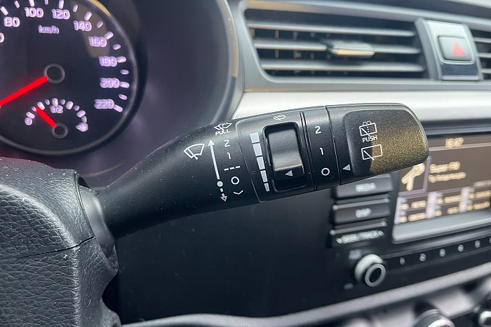 Kia  Rio X-line, Бензин, 1.6, Автомат, Передний привод, Хэтчбек - 17