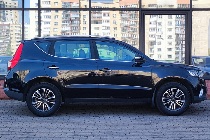 Geely Emgrand X7, Бензин, 2.0, Автомат, Передний привод, Внедорожник - 3