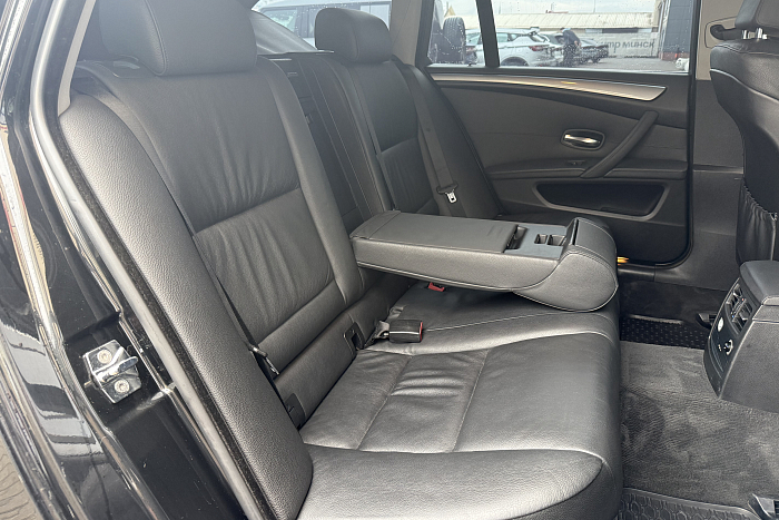 BMW 520D, Дизель, 2.0, Автомат, Задний привод, Универсал - 12