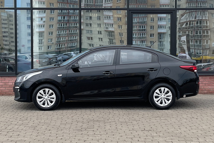 Kia  Rio, Бензин, 1.6, Механическая, Передний привод, Седан - 3