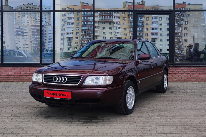 Audi A6 C4, Бензин, 2.6, Механическая, Передний привод, Седан